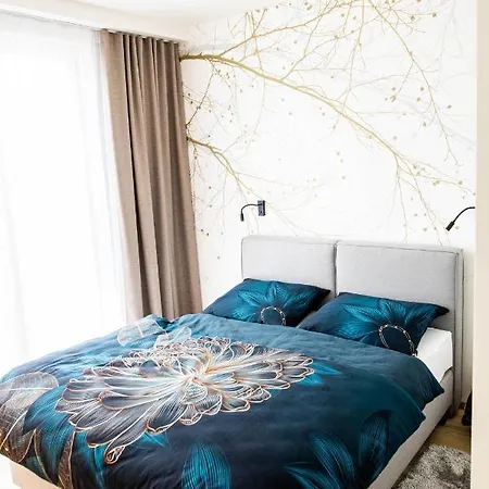 Kubinska, Hillside *