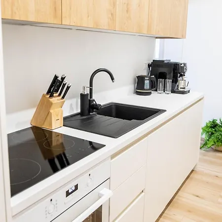Kubinska, Hillside Apartment *