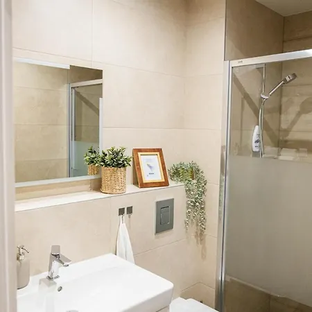 Kubinska, Hillside *