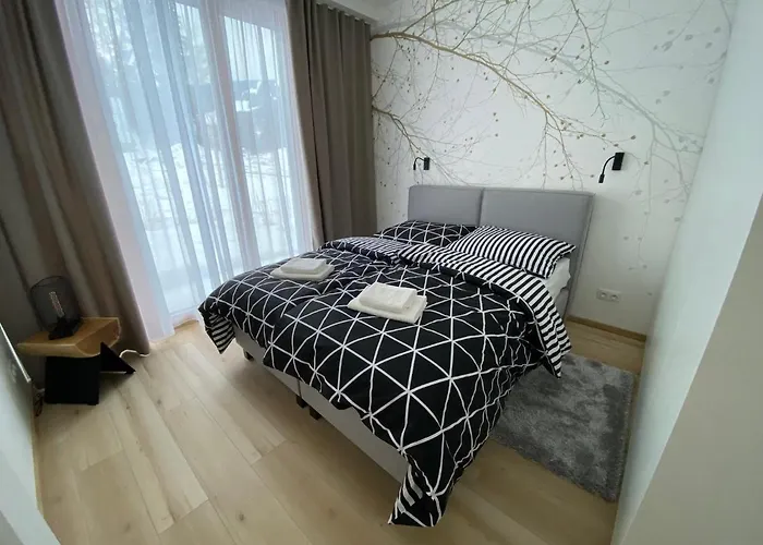 아파트 Kubinska, Hillside