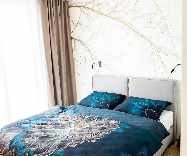 Kubinska, Hillside *