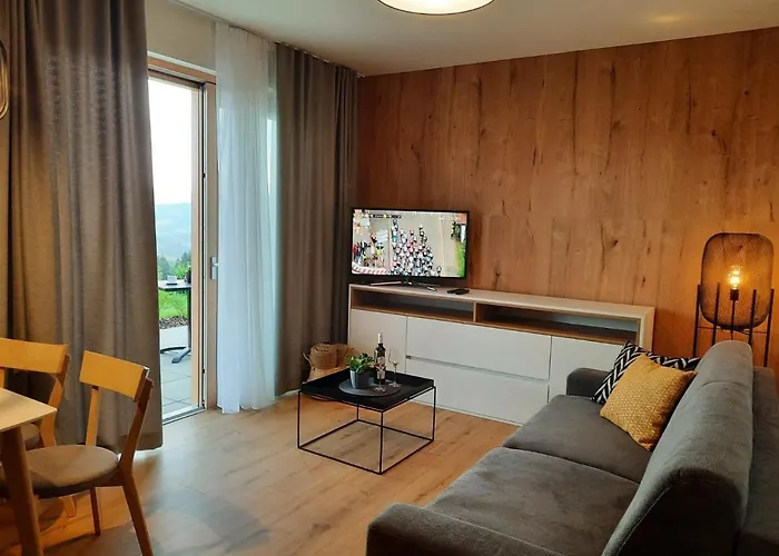 아파트 Kubinska, Hillside