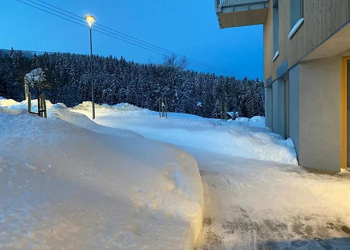 Kubinska, Hillside * 돌니 쿠빈